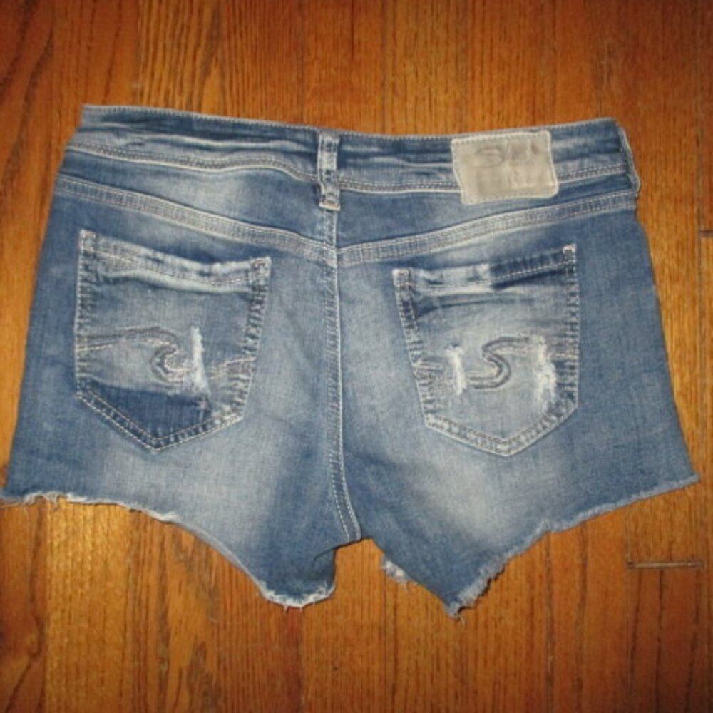 SILVER JEANS Berkley Jean Shorts